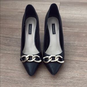 Nine West Black Pumps with Gold Chain Detail